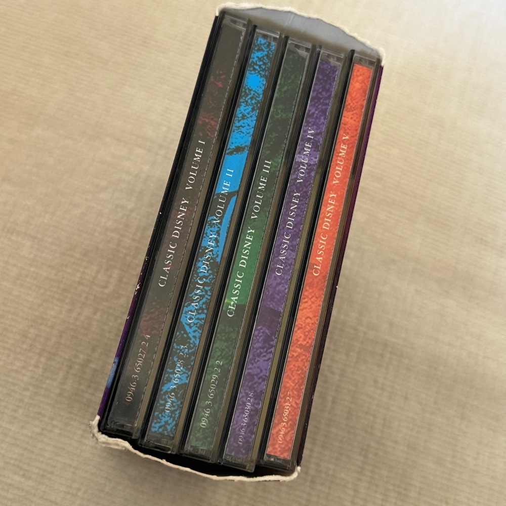 Classic Disney: 60 Years of Musical Magic 5 CD box set - Picture 6 of 7